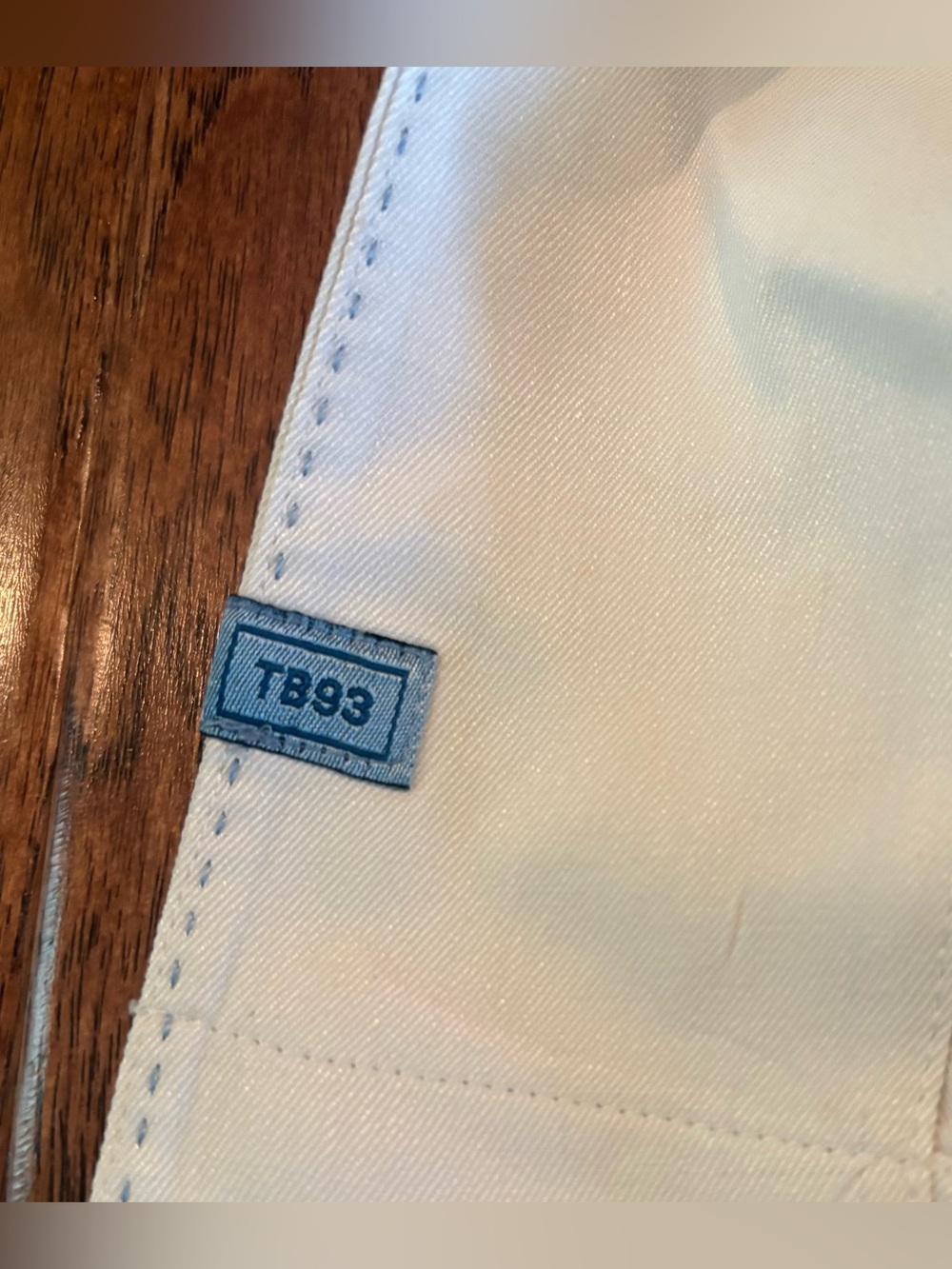 Tommy Bahama 100% Silk Marlin Embroidered Button Down Short Sleeve Camp Shirt M - Picture 8 of 10